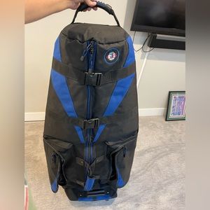 GB - Wheeled Golf soft Travel Case. EUC.